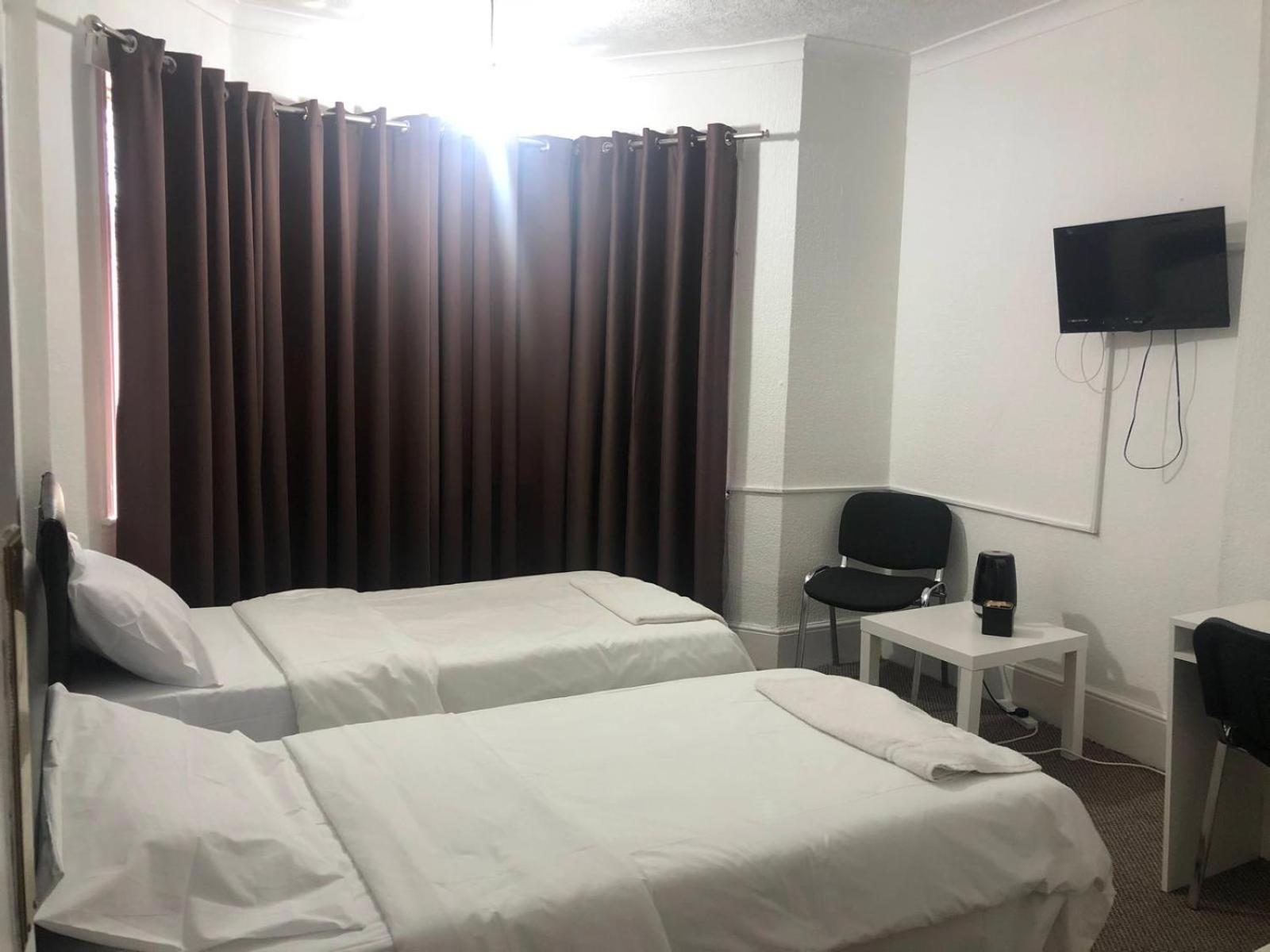 Saji Hotel إيلفورد المظهر الخارجي الصورة