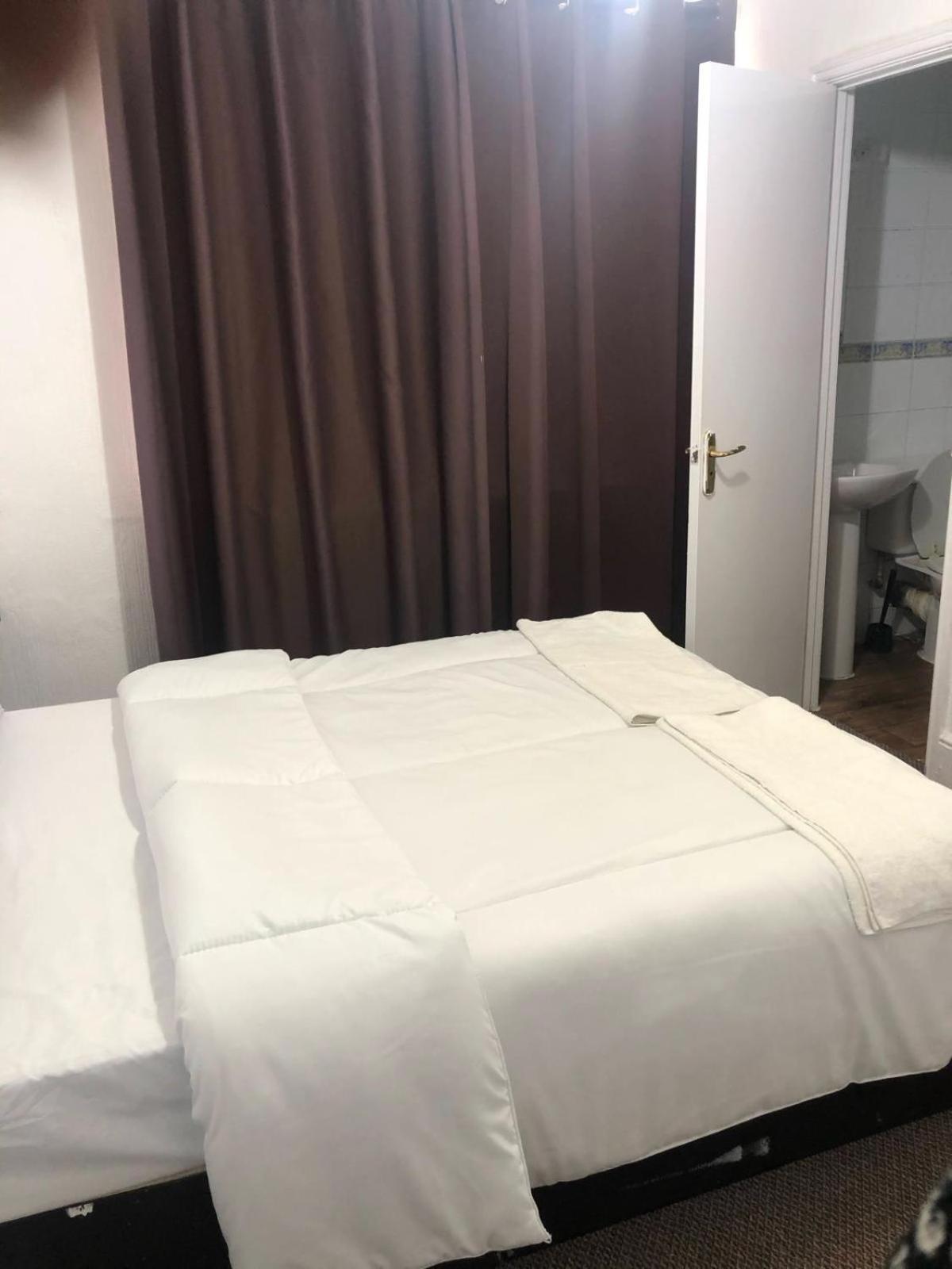 Saji Hotel إيلفورد المظهر الخارجي الصورة